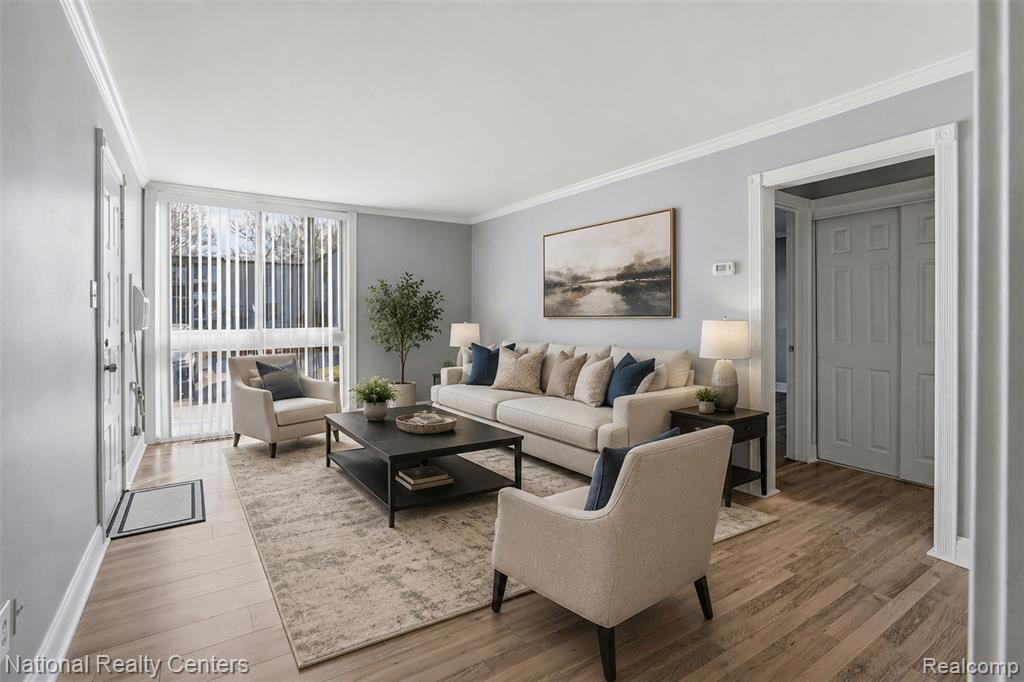 4030 W 13 Mile Road, Royal Oak, MI 48073 — Photo 3