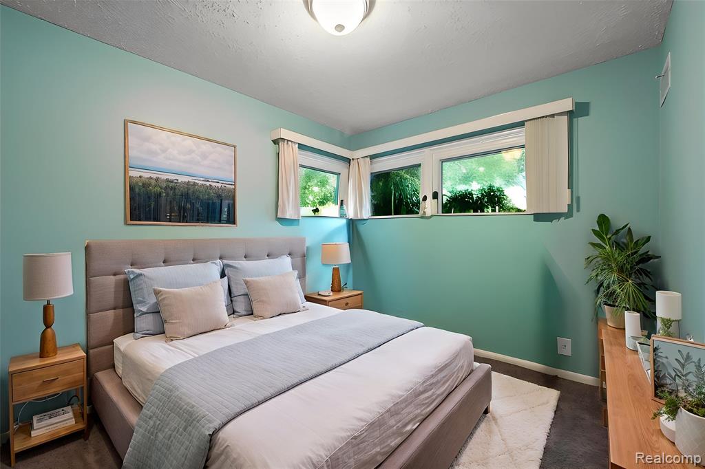 519 Essex Street, Clawson, MI — Photo 9