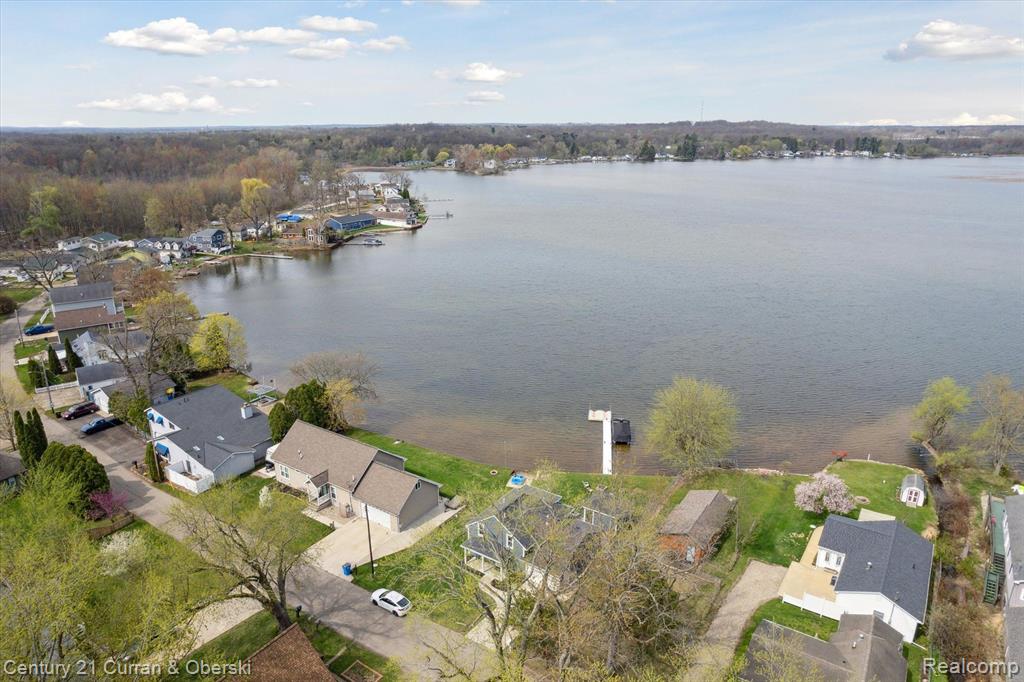 421 EDGEWOOD Drive, Jackson, MI 49201 — Photo 42