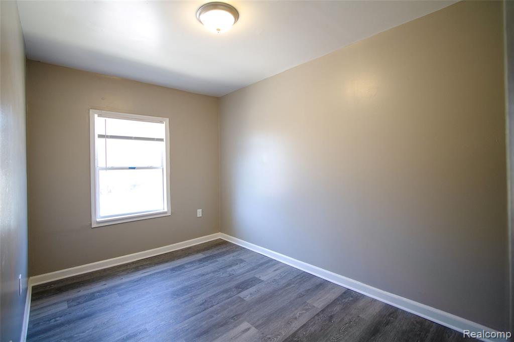25 Maynard Court, Pontiac, MI 48342 — Photo 7