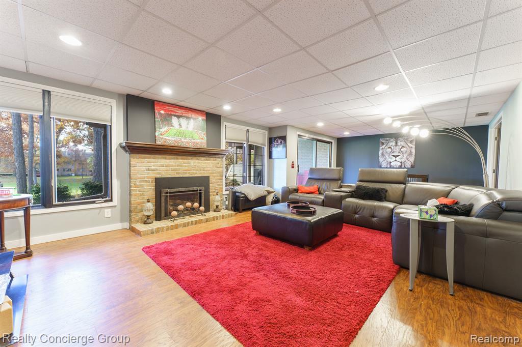 4526 GOLF VIEW Drive, Brighton, MI 48116 — Photo 28