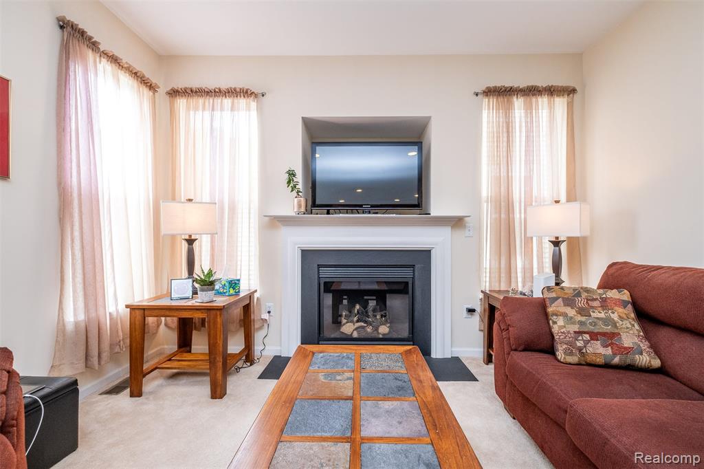 3147 Summers Road, Keego Harbor, MI 48320 — Photo 11
