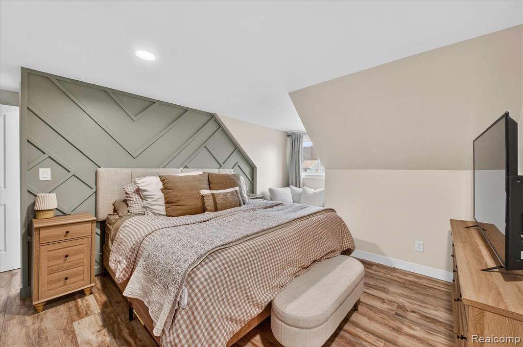 933 Abbey Lane, Milford, MI 48381 — Photo 16