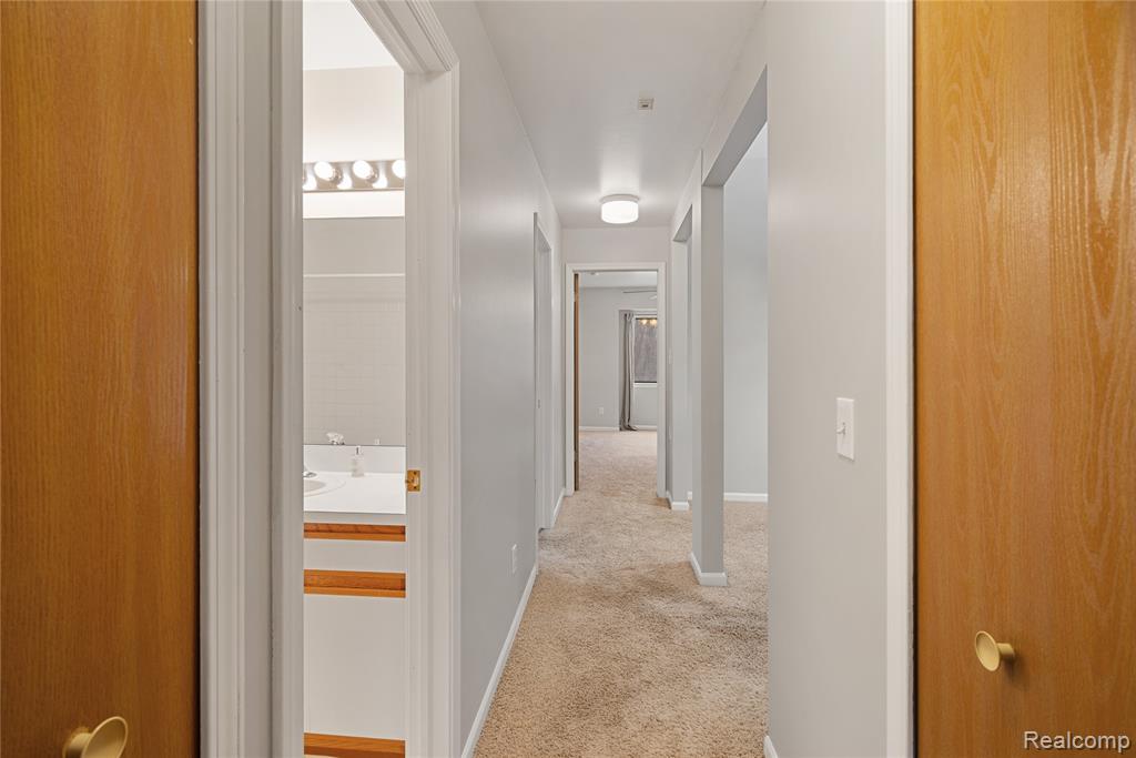42789 Lilley Pointe Drive, Canton, MI 48187 — Photo 8