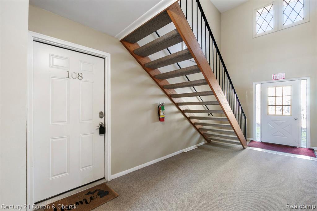 525 Fairbrook Street, 108, Northville, MI 48167 — Photo 5