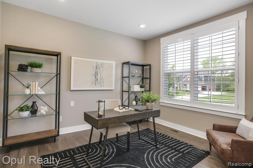 7484 HARDWOOD Circle, Canton, MI 48187 — Photo 4