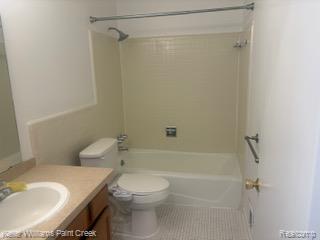 433 Fox Hills Drive S, Bloomfield Hills, MI 48304 — Photo 16