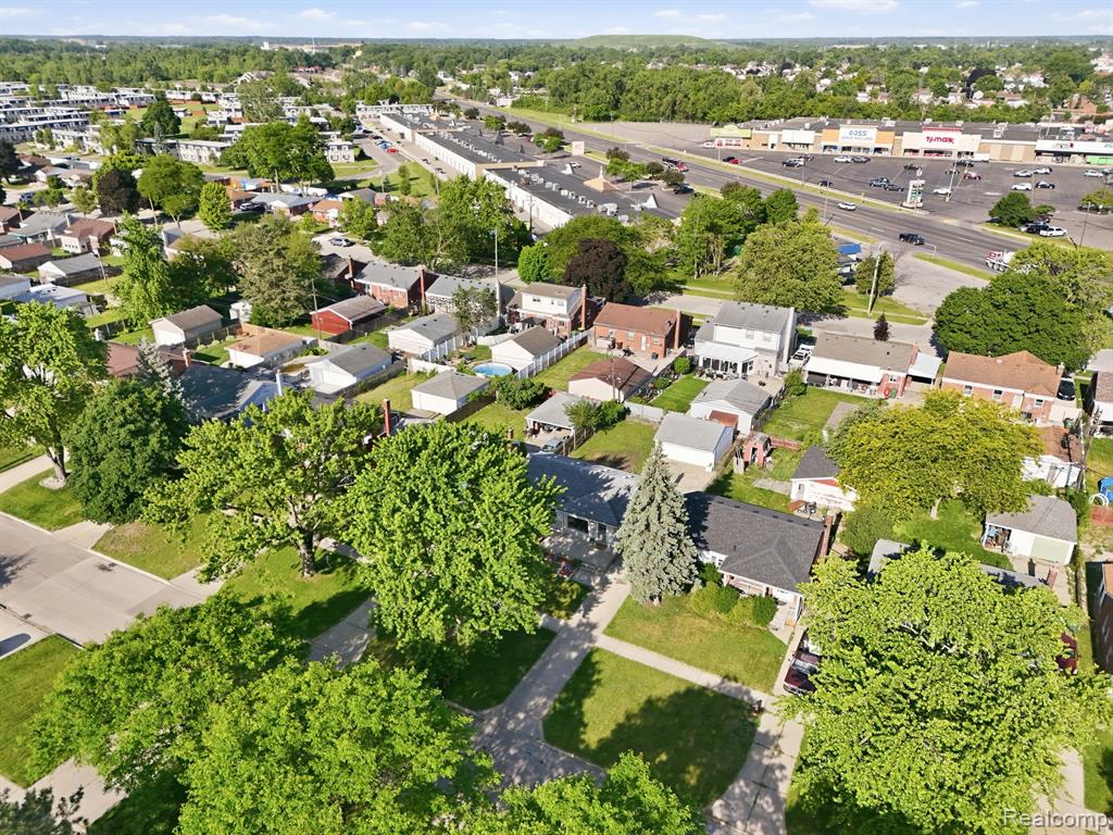 15080 Churchill Street, Southgate, MI 48195 — Photo 29