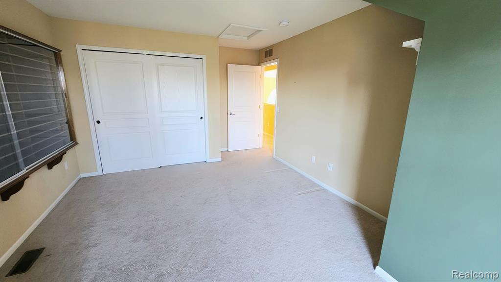 49285 FREESTONE Drive, Unit #26, Northville, MI 48168 — Photo 20