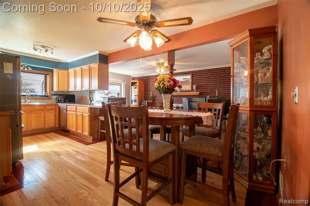 22321 N Fairway Drive, Woodhaven, MI 48183 — Photo 14