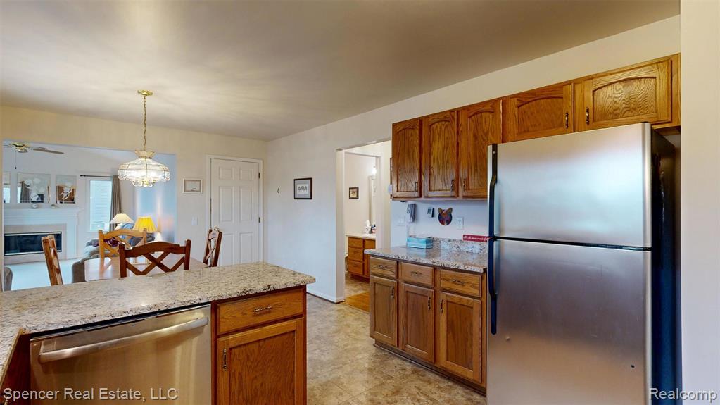 6350 Waldon Woods Drive, Clarkston, MI — Photo 29