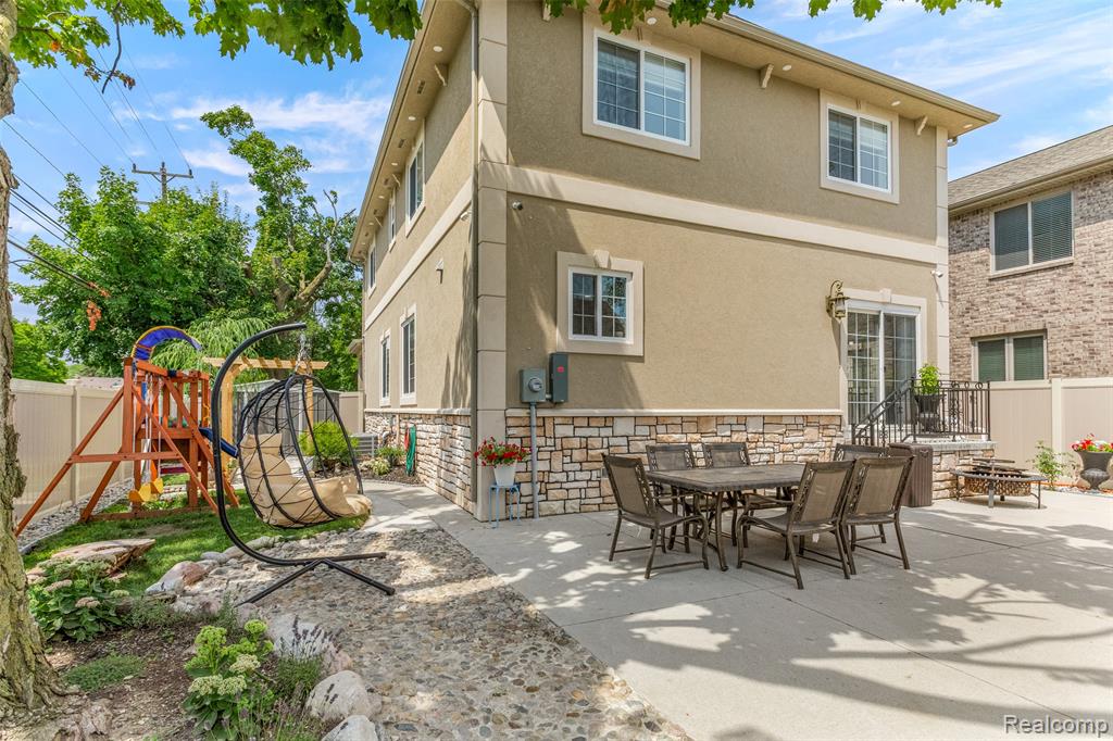 5908 Kinmore Street, Dearborn Heights, MI 48127 — Photo 52