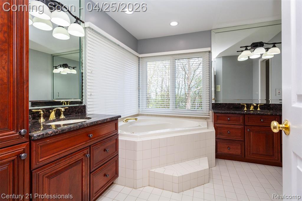 4680 Rambling Drive, Troy, MI 48098 — Photo 32