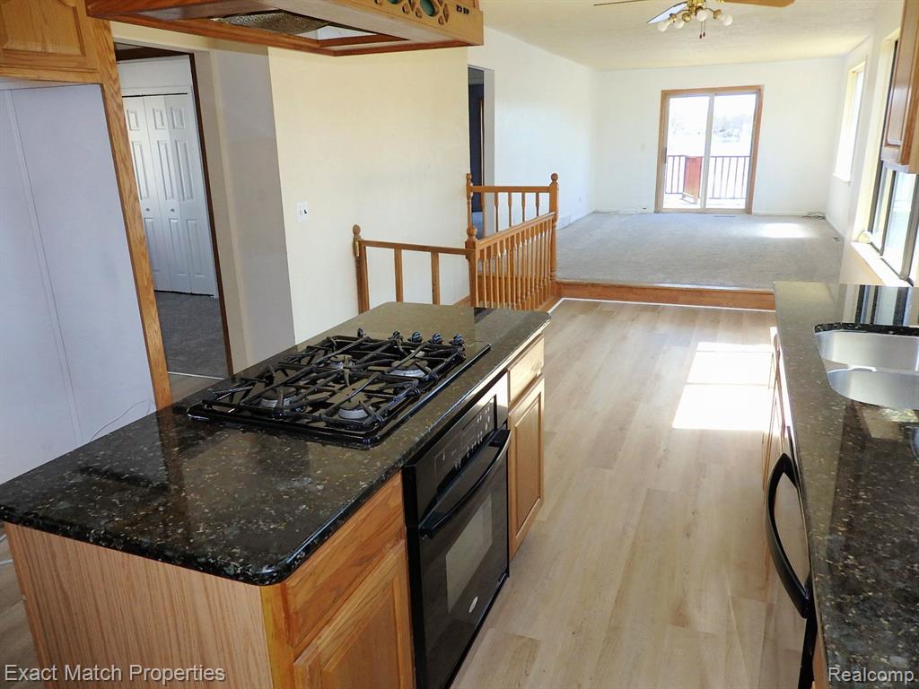 925 MALLOCK Road, White Lake, MI — Photo 25