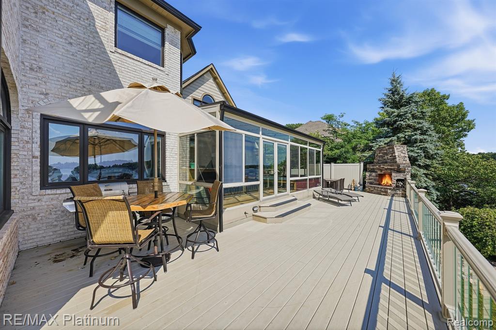 997 Thompson Shore Drive, Howell, MI 48843 — Photo 74