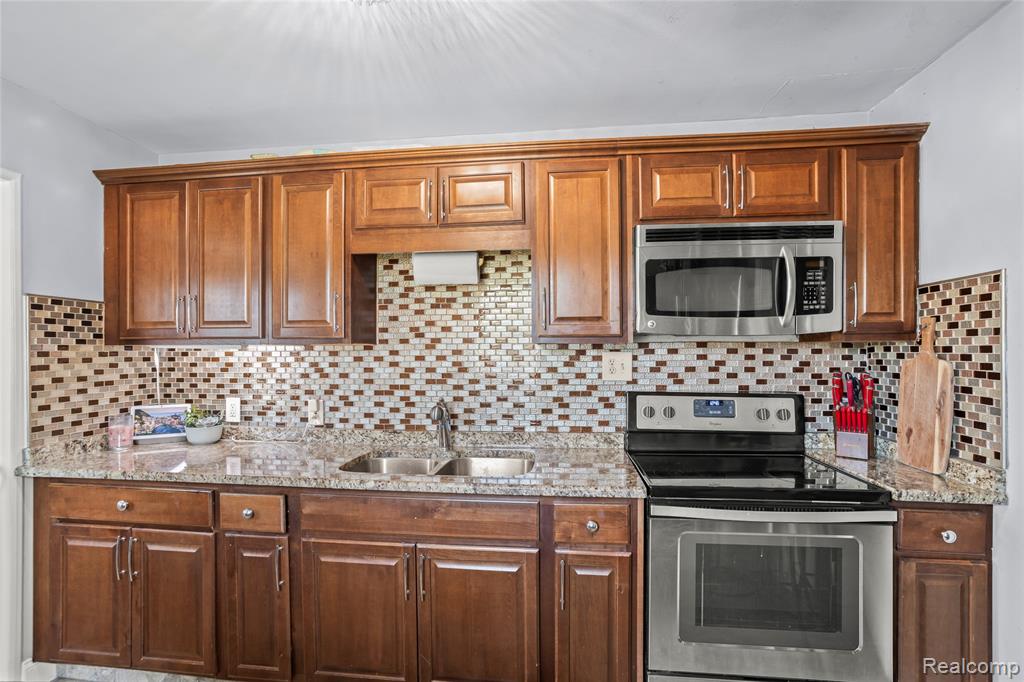 5832 Wilkie Street, Taylor, MI 48180 — Photo 14