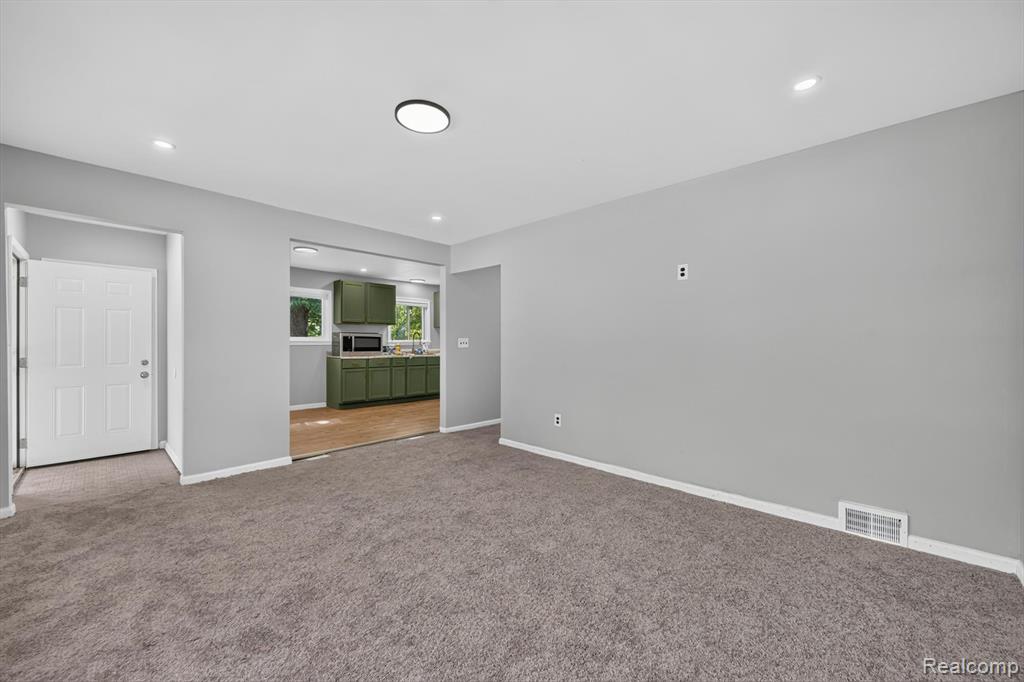 15024 Coram Street, Detroit, MI 48205 — Photo 6