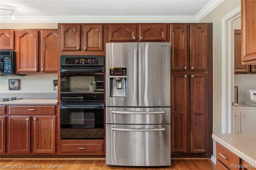 49468 N Glacier, Northville, MI 48168 — Photo 16