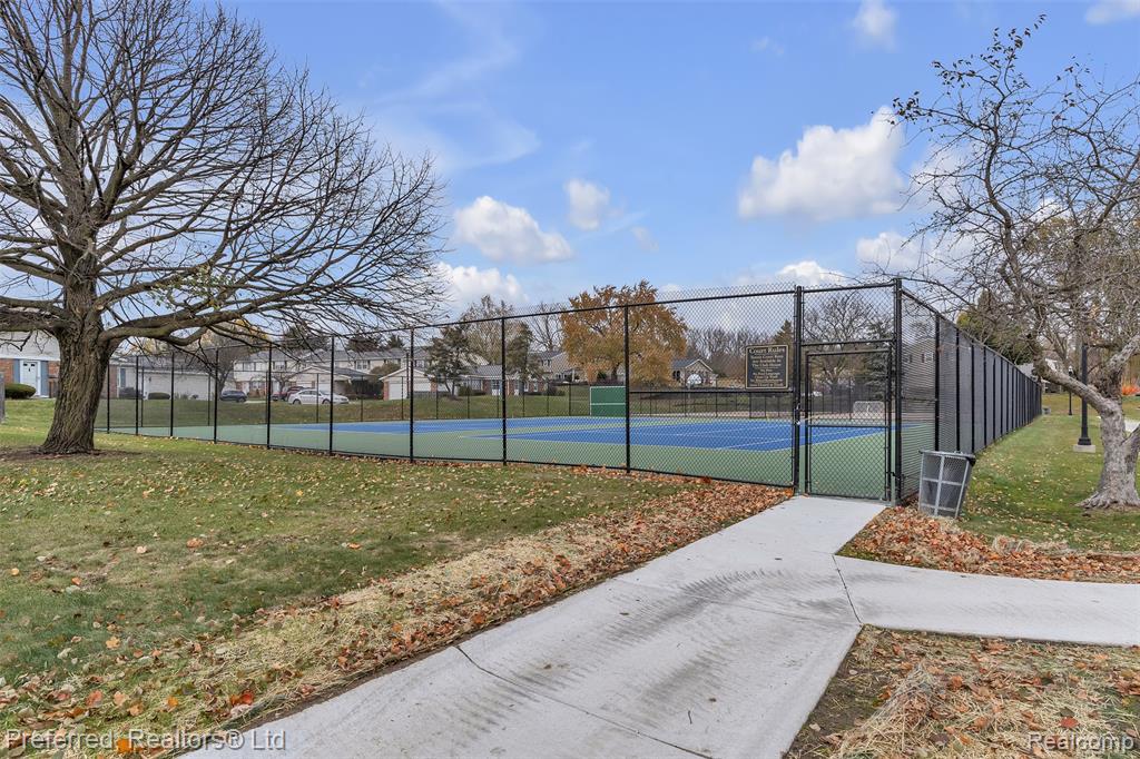 19517 Dartmouth Place, Northville, MI 48167 — Photo 46
