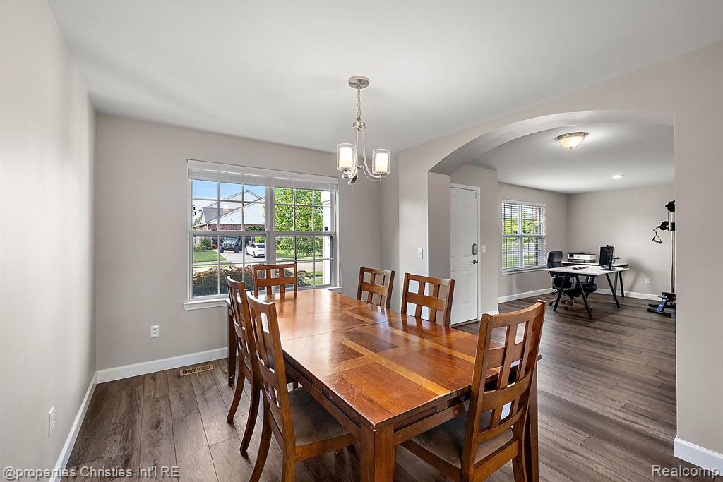 61171 SADDLECREEK Drive, South Lyon, MI 48178 — Photo 22