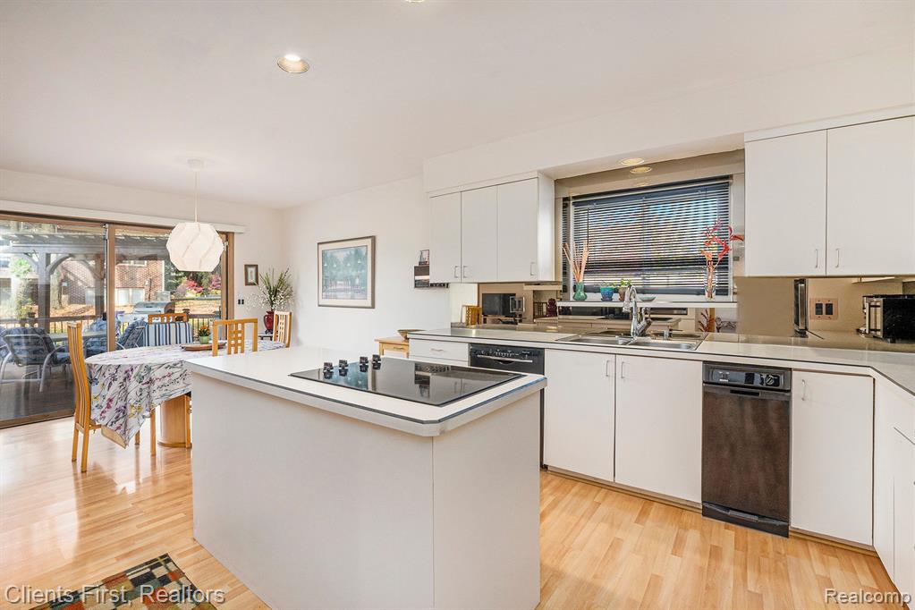 6212 TIMBERWOOD N, West Bloomfield, MI — Photo 19