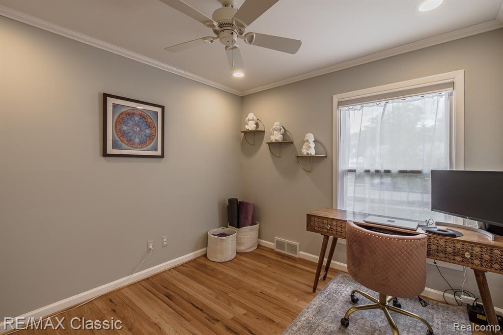 4422 Rosewold Avenue, Royal Oak, MI 48073 — Photo 16