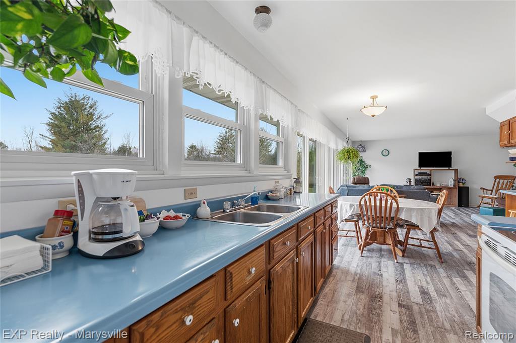 5265 Smiths Creek Road, Kimball, MI — Photo 13