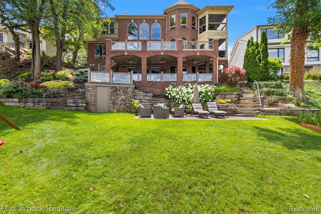 6340 Lakeshore Street, West Bloomfield, MI 48323 — Photo 54