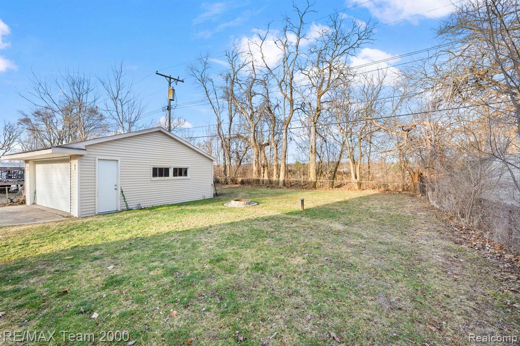 2756 TIM Avenue, Brighton, MI 48114 — Photo 35