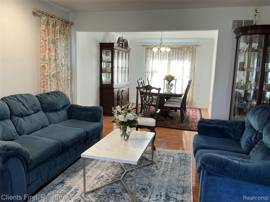 41074 Scarborough Lane, Novi, MI — Photo 21