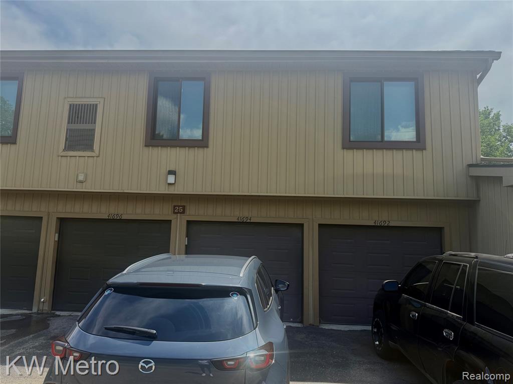 41694 Bedford, Canton, MI 48187 — Photo 20