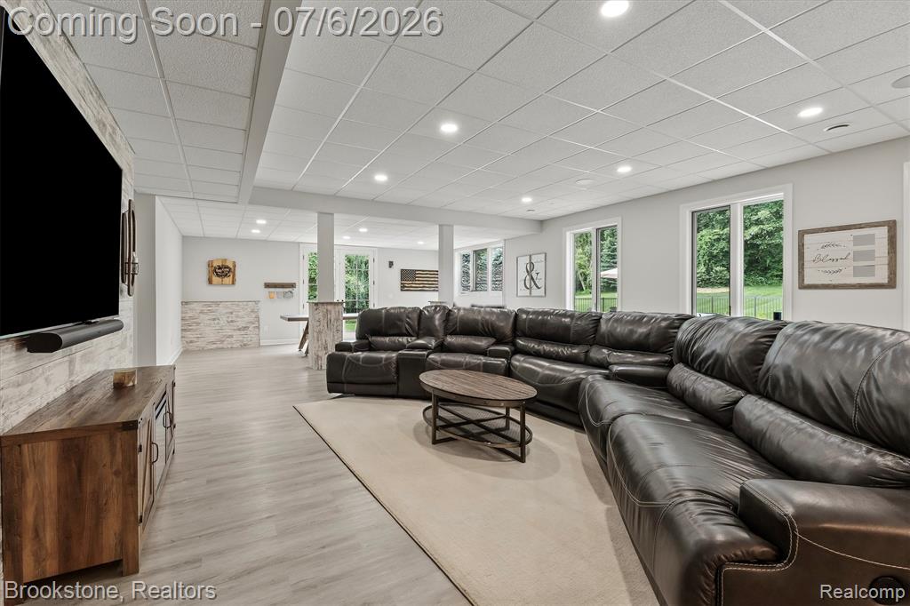 5458 Boulderwood Ridge, Clawson, MI 48348 — Photo 44