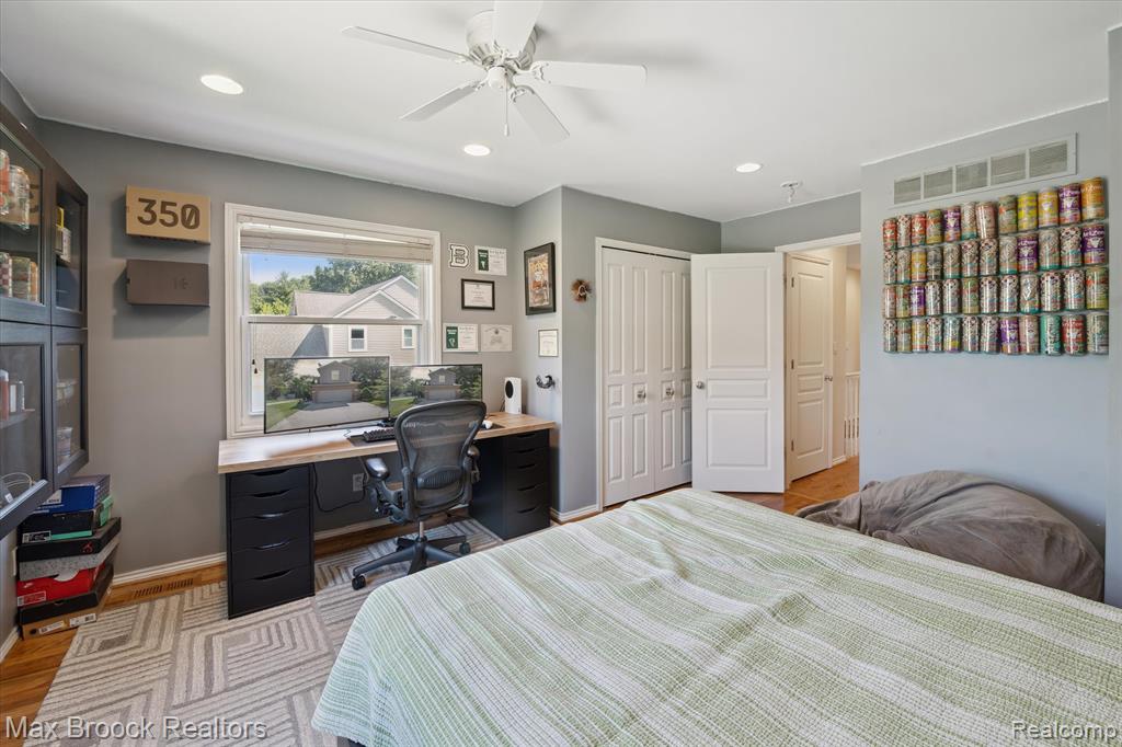 5745 Eastman Boulevard, West Bloomfield, MI 48323 — Photo 35