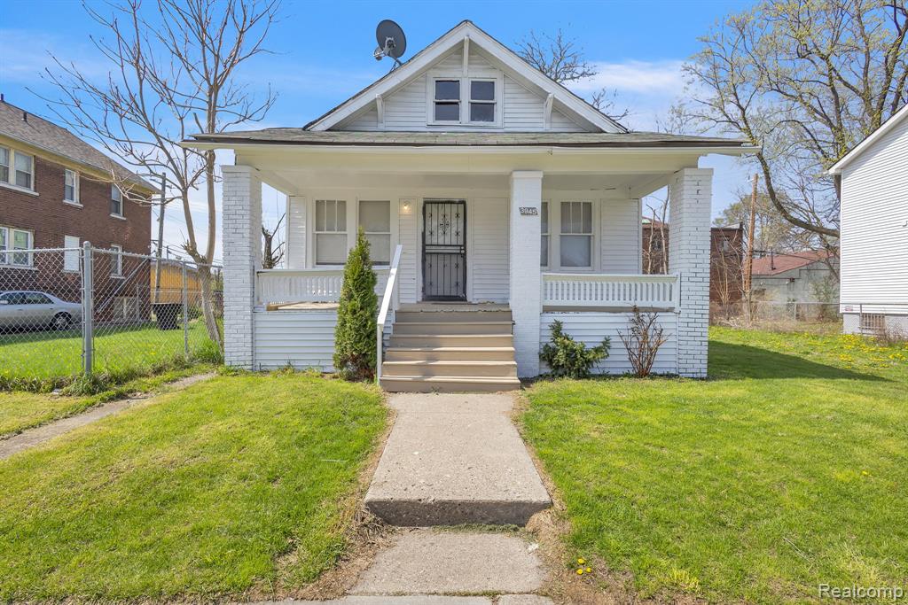 3945 Lenox Street, Detroit, MI 48215 — front exterior