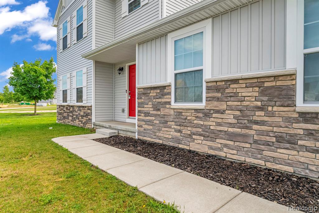 7019 Marigold Court, Grand Blanc, MI 48439 — Photo 5