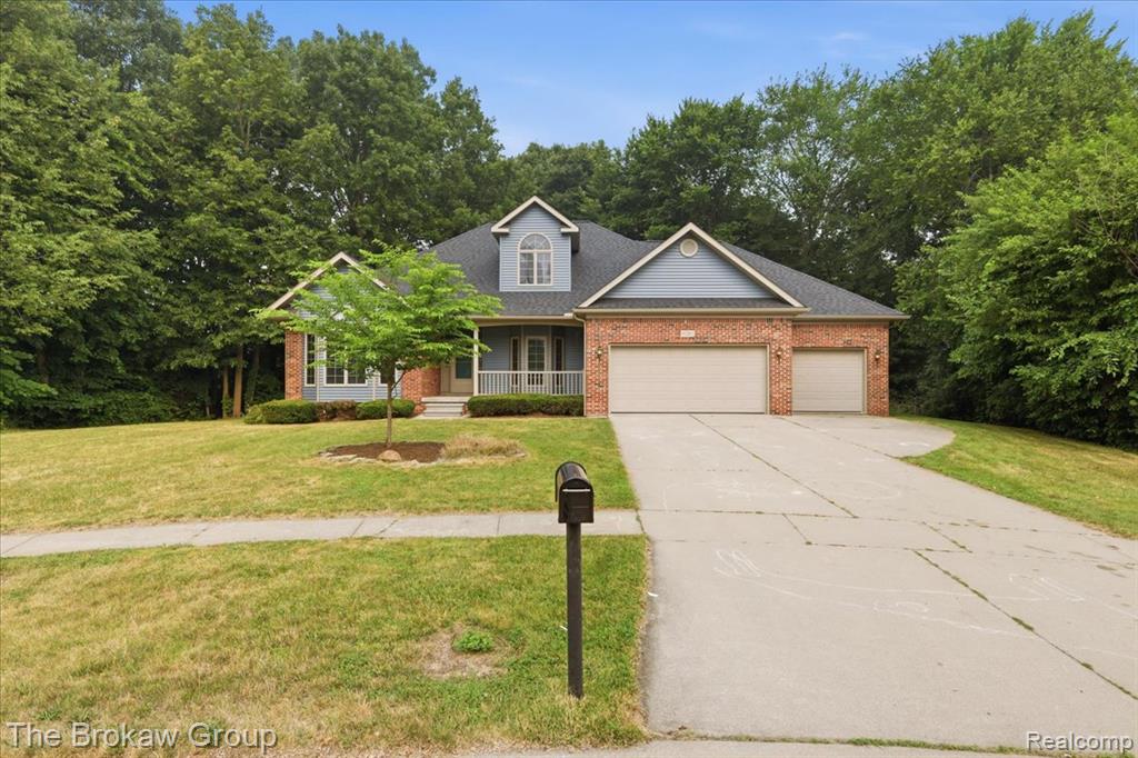 10261 Coachman Court, Davison, MI 48423 — Photo 3