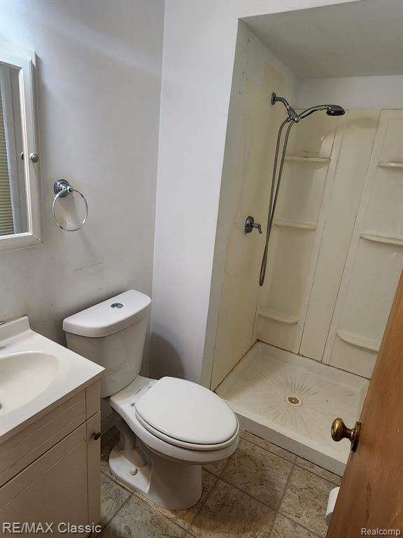 473 FOX RIVER Drive, Bloomfield Hills, MI 48304 — Photo 18