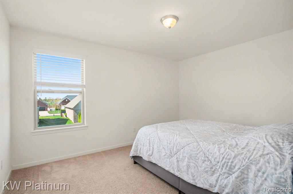 55321 Demaret Drive, Macomb, MI 48042 — Photo 27