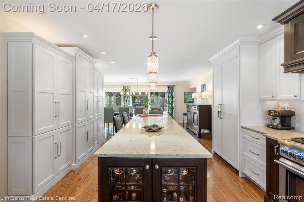 47 Roslyn Road, Grosse Pointe Shores, MI 48236 — Photo 15