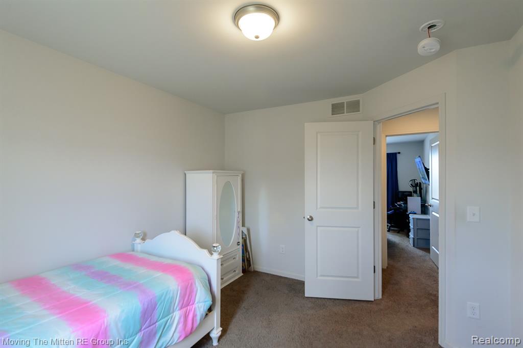 6791 Chandler Drive, Belleville, MI 48111 — Photo 35