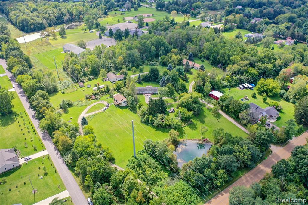 5920 CAMPBELL CORNERS Drive, Howell, MI 48855 — Photo 48