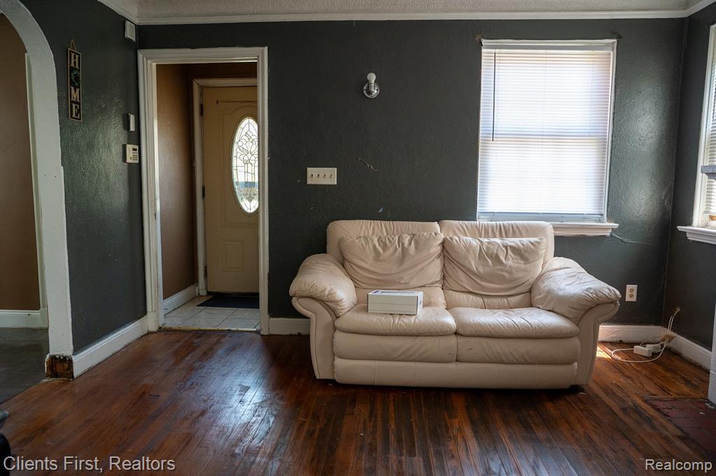 4873 University Place, Detroit, MI 48224 — Photo 4