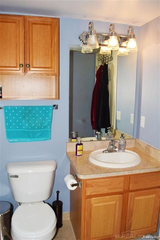 1077 Foxboro, Troy, MI 48083 — Photo 9