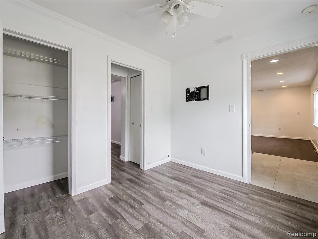 5600 Elmgrove Avenue, Warren, MI 48092 — Photo 26
