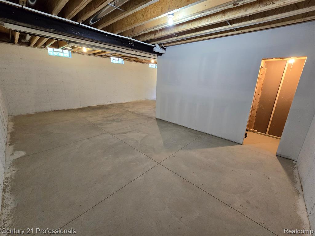 4974 Schlaff Street, Dearborn, MI 48126 — Photo 33