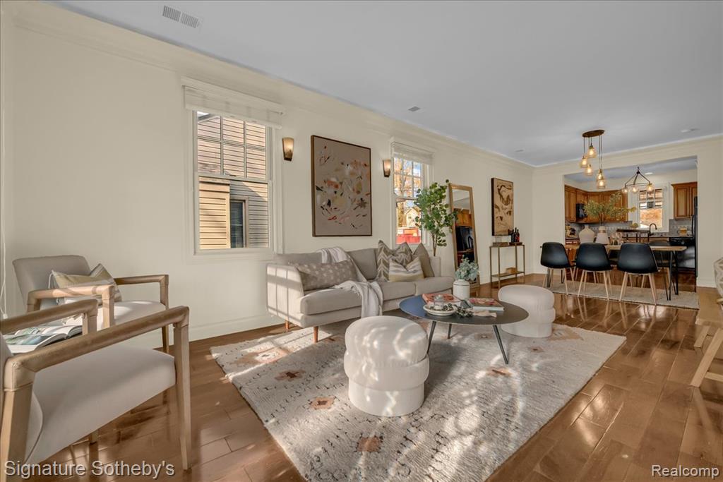 621 DEWEY Street, Royal Oak, MI 48067 — Photo 3