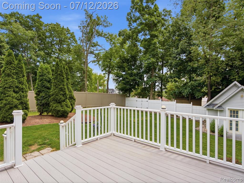 7495 Kovacs Drive, Linden, MI 48451 — Photo 37