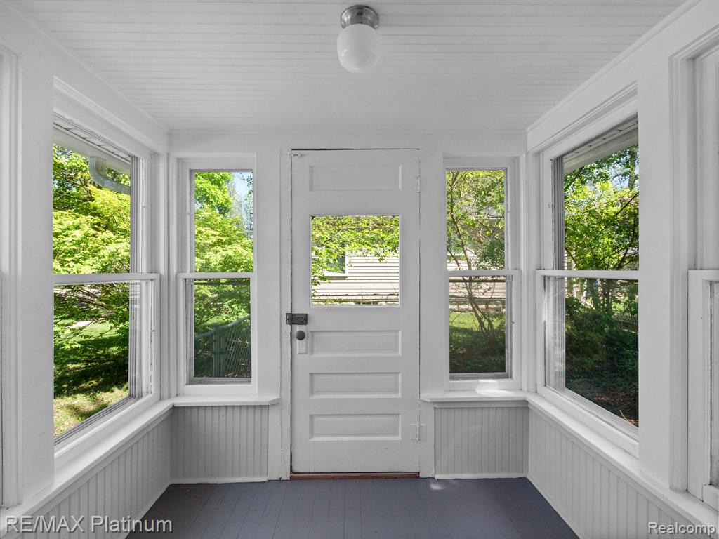 415 E SIBLEY Street, Howell, MI 48843 — Photo 17