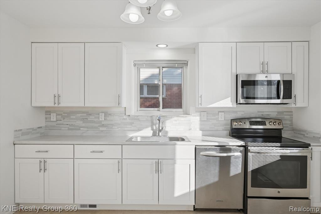 15464 Mulberry Street, Southgate, MI 48195 — Photo 13