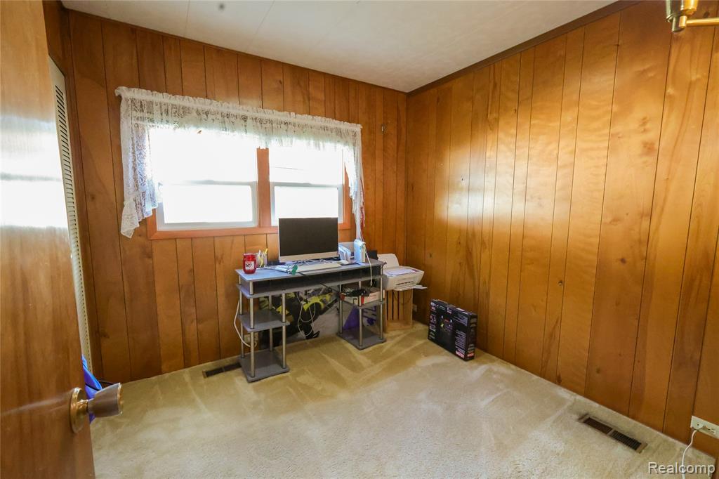 92 Carnberry Beach Blvd, White Lake, MI — Photo 7